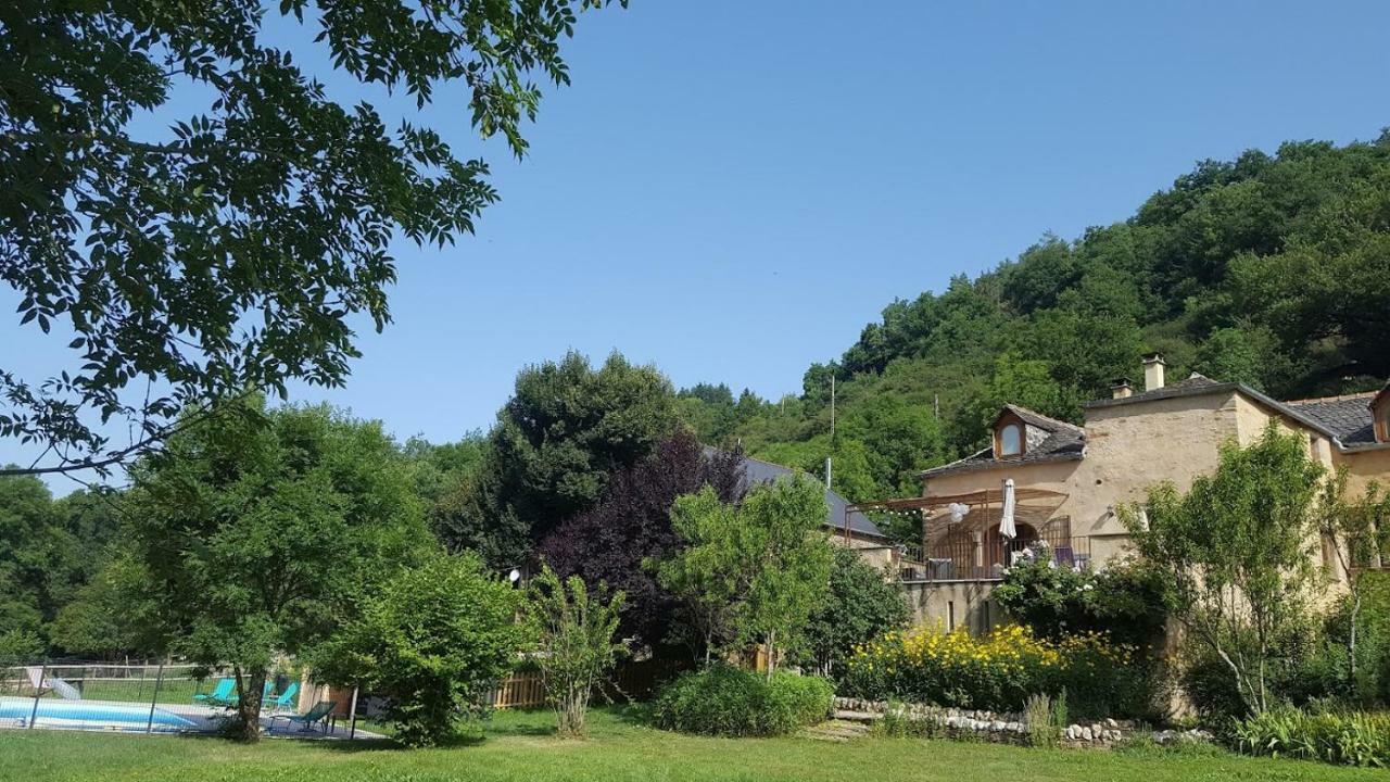 Quins La Ferme Des Andes - Gite L'Atelier מראה חיצוני תמונה